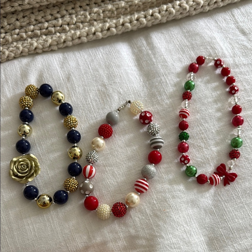 Kids necklaces